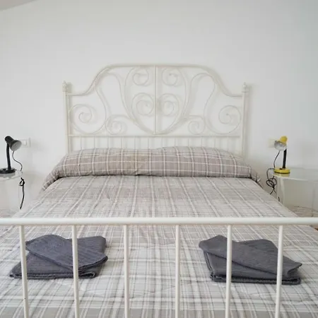 Apartment La Mansarda Del Poeta - Milano, Loreto Nolo