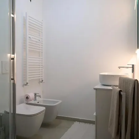 La Mansarda Del Poeta - Milano, Loreto Nolo Apartment Milan